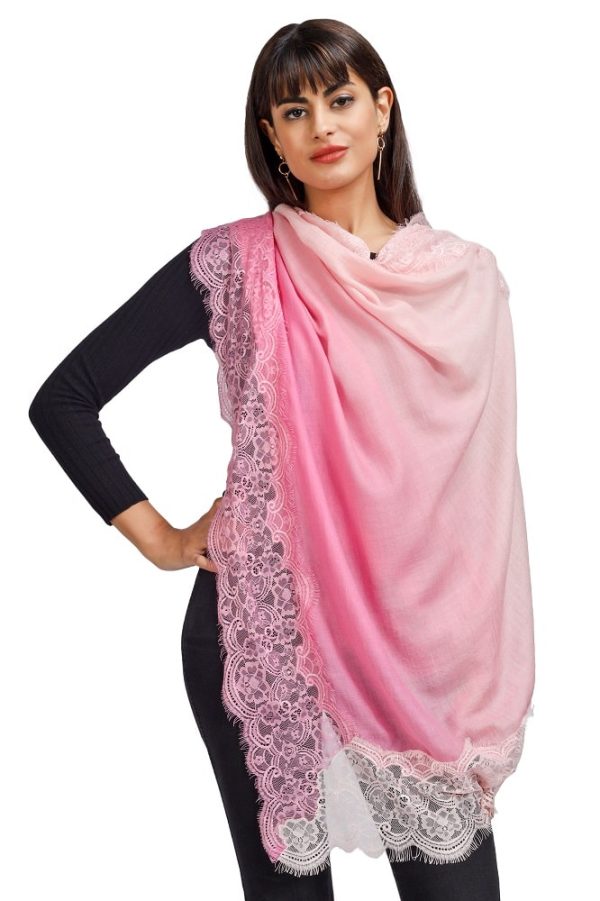 Ombre – Four Side Border with Patti Lace work