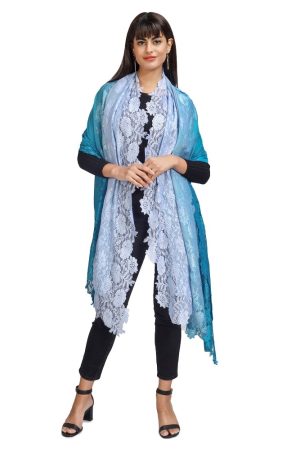 Ombre – Center Bail Design with Lace work