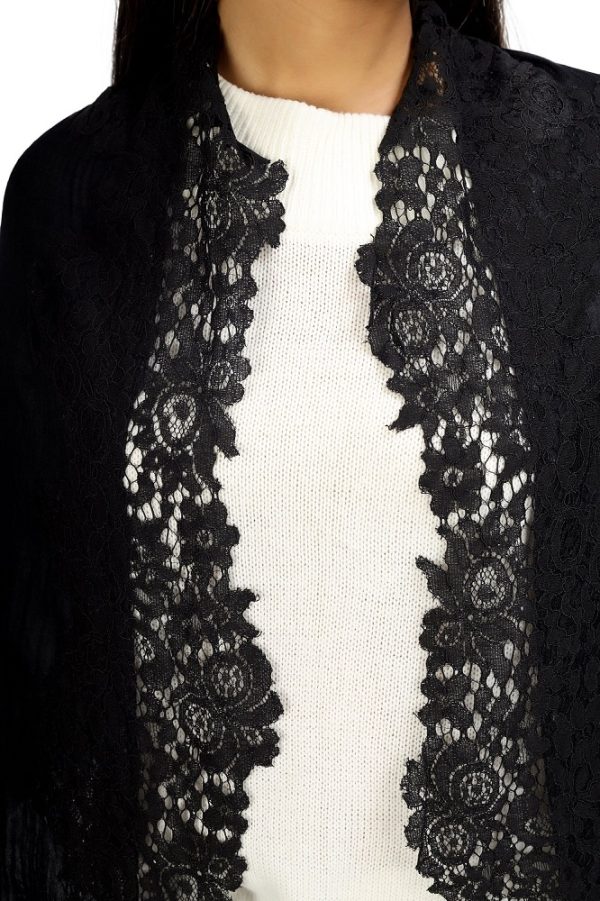 Solid = 4 Side Border with Dori Lace